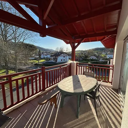 T2 Avec Grande Terrasse Au Calme - Pays Basque Apartment